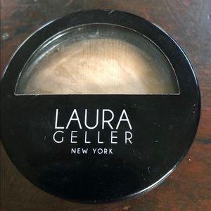 Laura Geller FS Balance N Brightens Foundation
